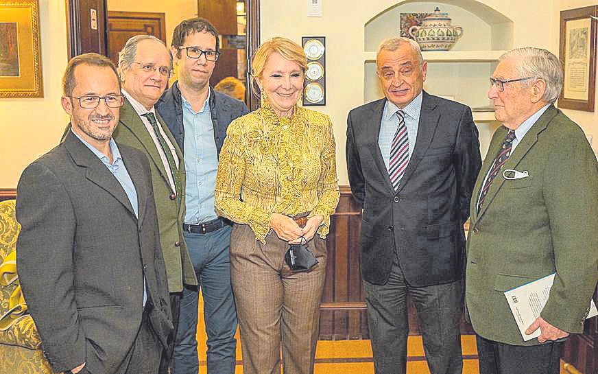 Javier Ferrer, Nacho Deyà, Guillermo Carré, Esperanza Aguirre, Fulgencio Coll y José Antonio Pascual.