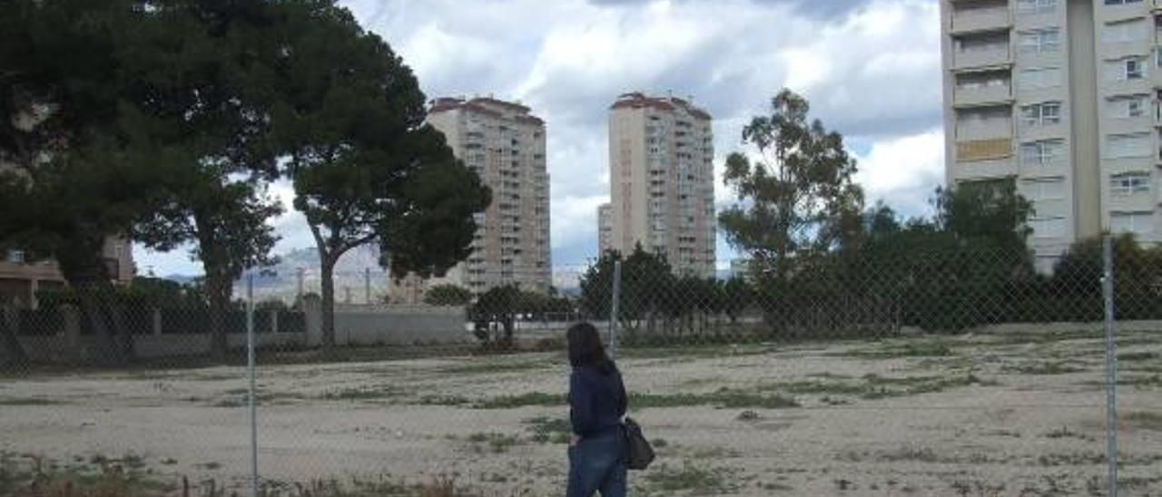 Solar donde se levantará el complejo en Muchavista.