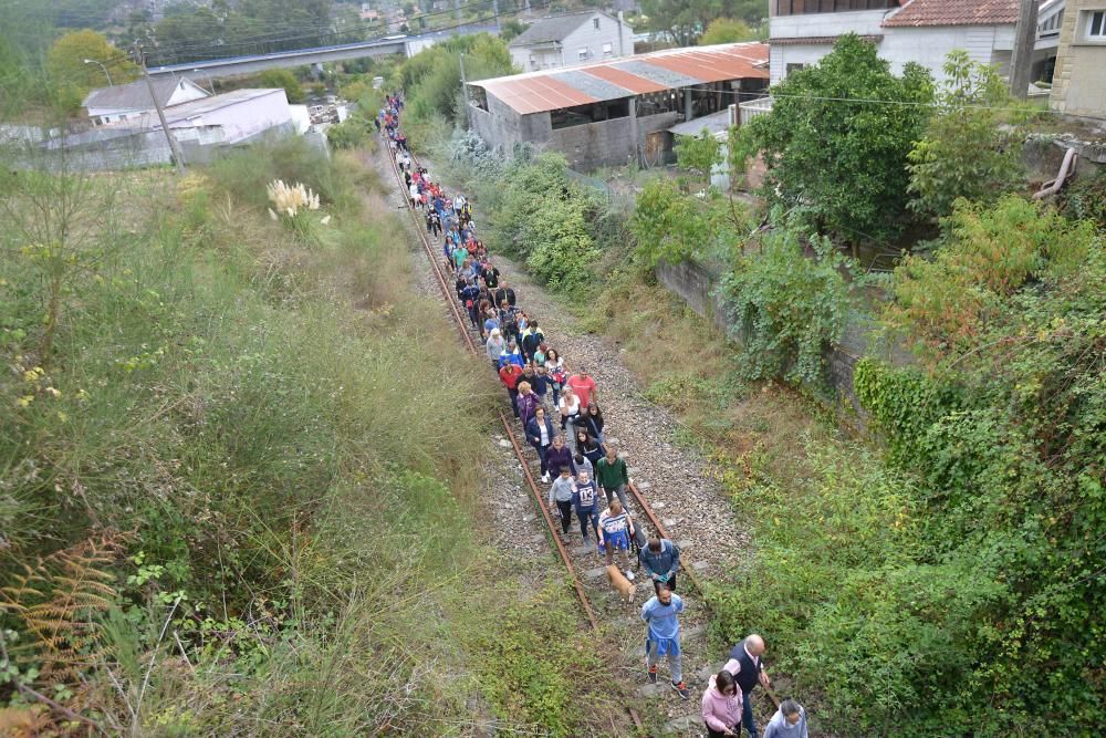 Una movilización vecinal entre Soutomaior y Vilaboa contó con la participación de sus alcaldes.