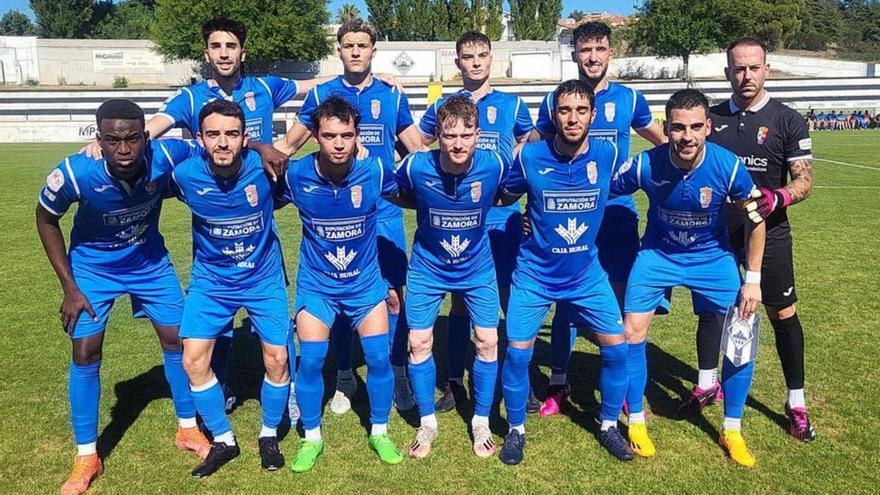 El equipo inicial del CD Villaralbo. | CDV