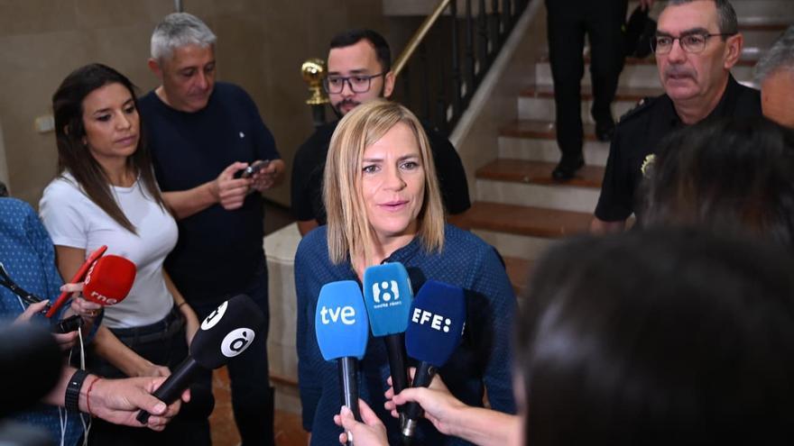 Pilar Bernabé analiza la situación tras la alerta roja por inundaciones en Alicante