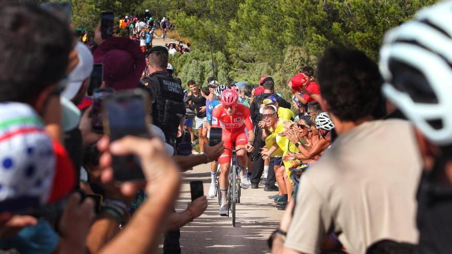 La partenza a Vall d'Alba prolunga venerdì il protagonismo di Castellón nella Vuelta a España
