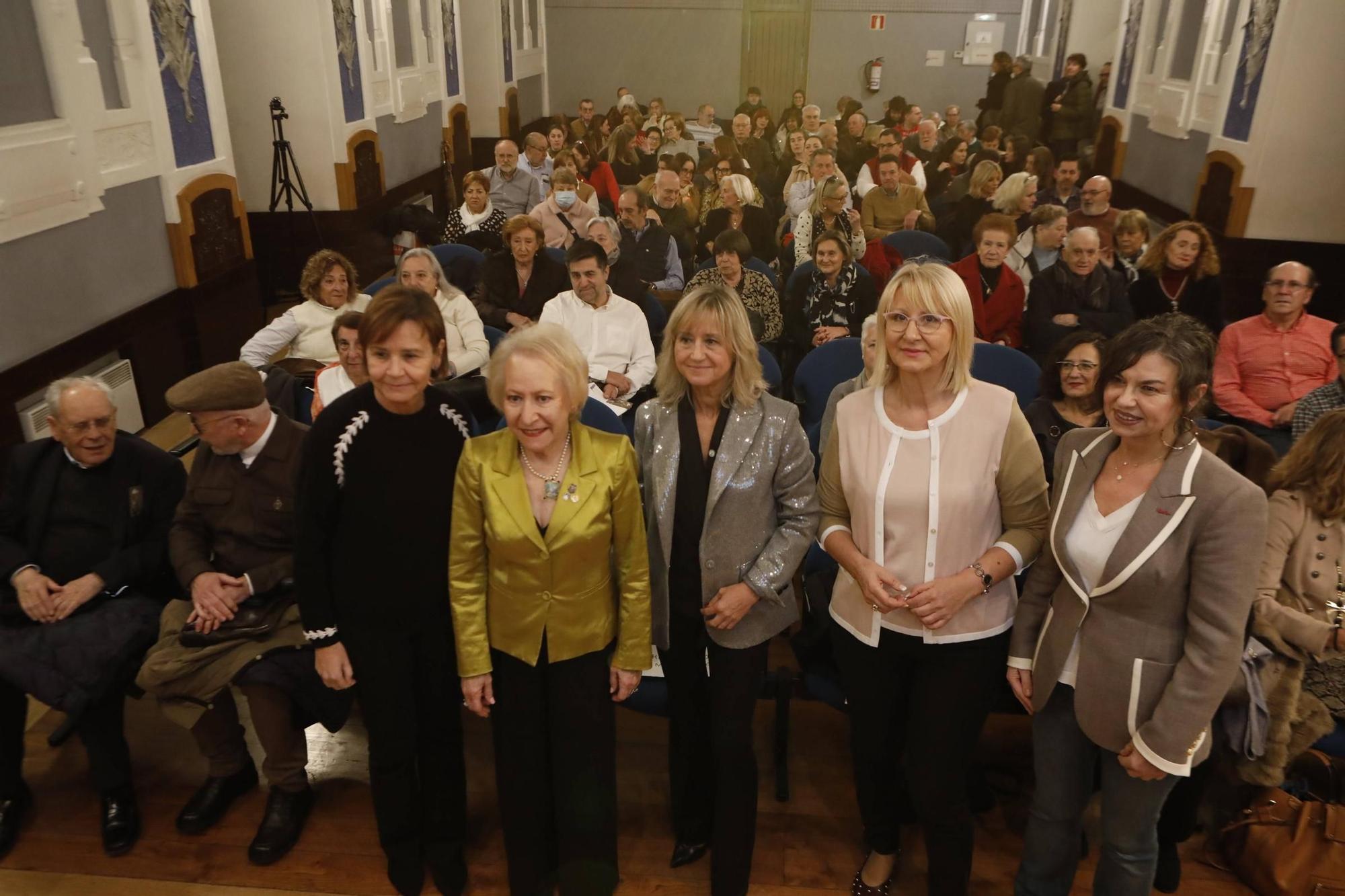 La Asociación Belenista de Gijón clausura la Navidad con premios (en imágenes)
