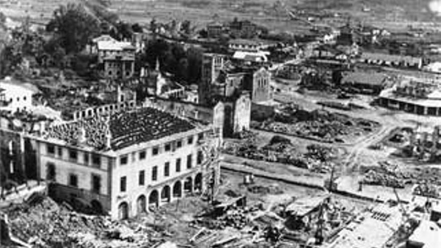 Homenaje a las víctimas en el 70 aniversario del bombardeo de Gernika