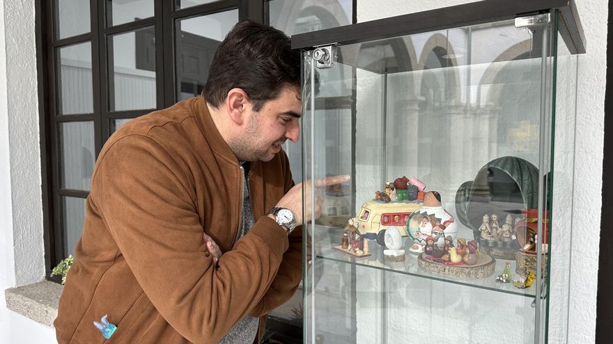 Coria acoge una muestra de mini belenes que han creado vecinos de intramuros