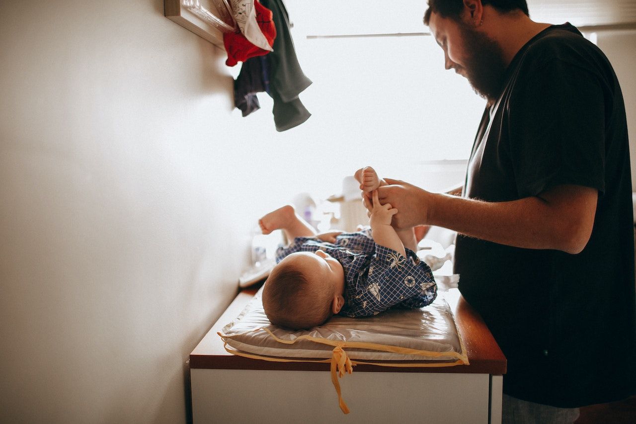 Bolsos para cambiar a los bebés de manera cómoda en cualquier lugar