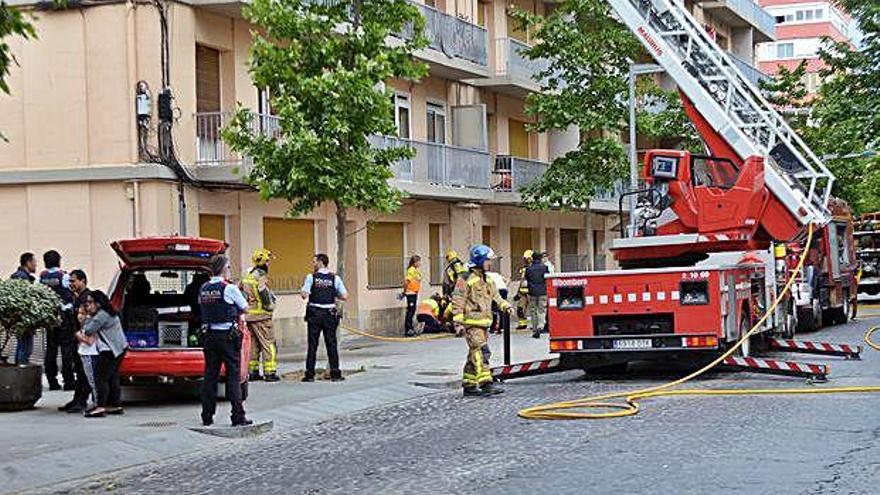 Figueres Incendi sense ferits en un pis