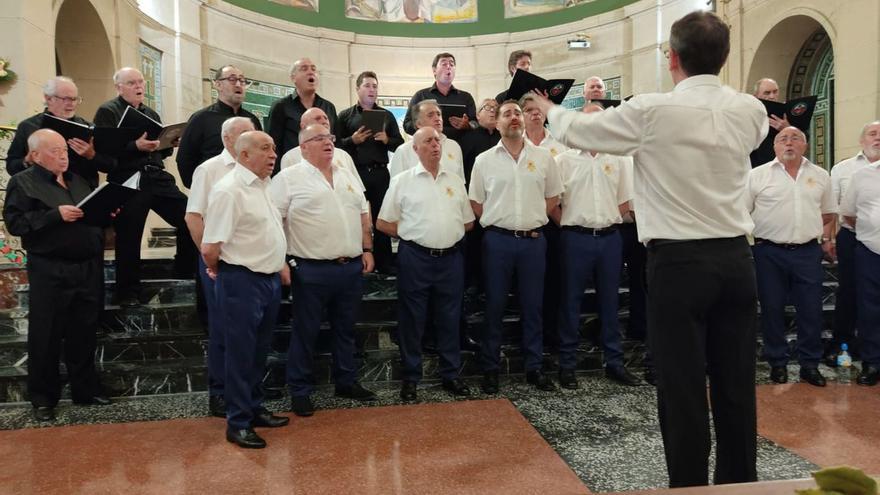 El coro San Andrés triunfa en Derio (Vizcaya) |
