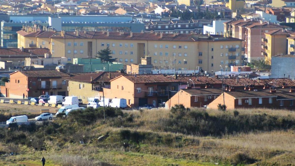 Les cases del barri de Sant joan des de la falda del Castell.