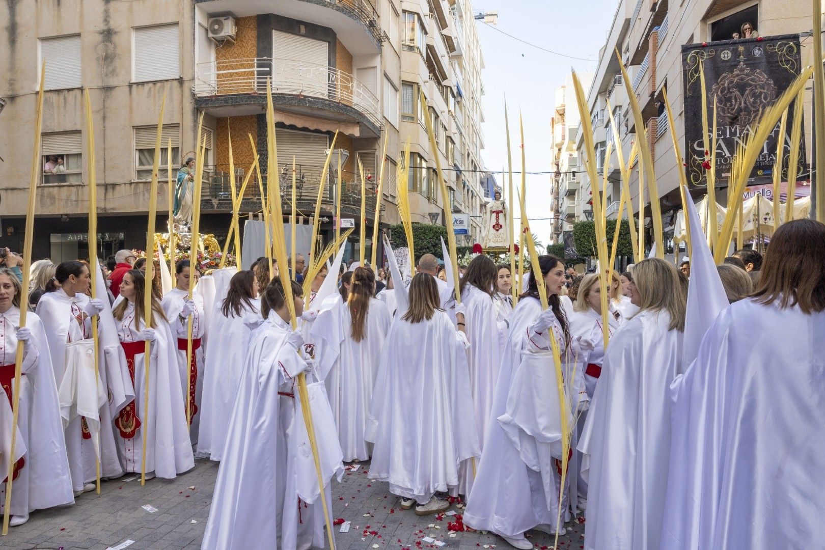 Las imágenes de la procesión del Encuentro del Domingo de Resurrección en Torrevieja