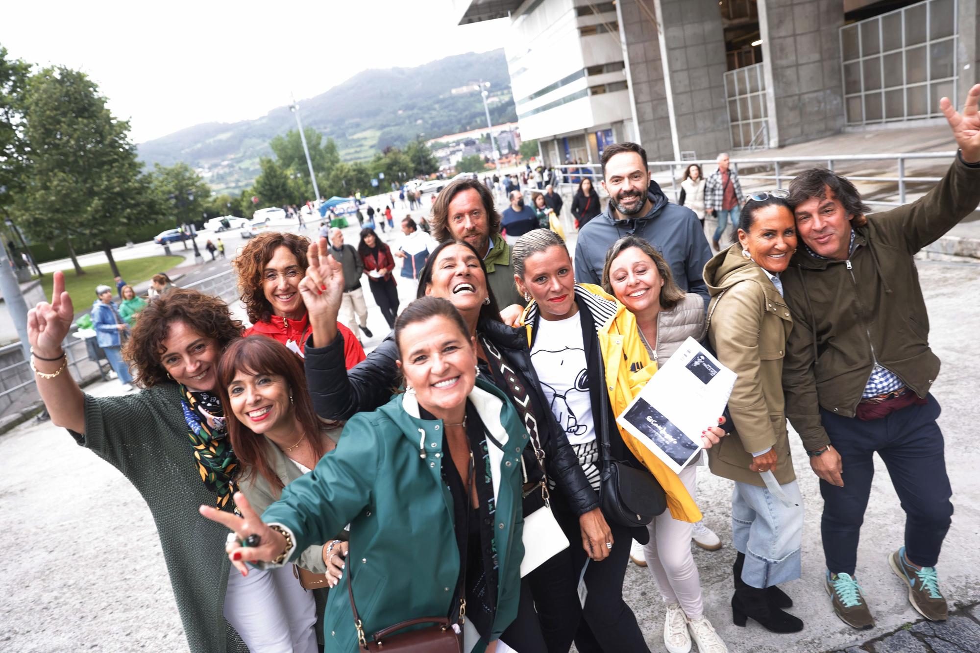 La espera "valió la pena": Marc Anthony parte caderas en Oviedo a ritmo de salsa