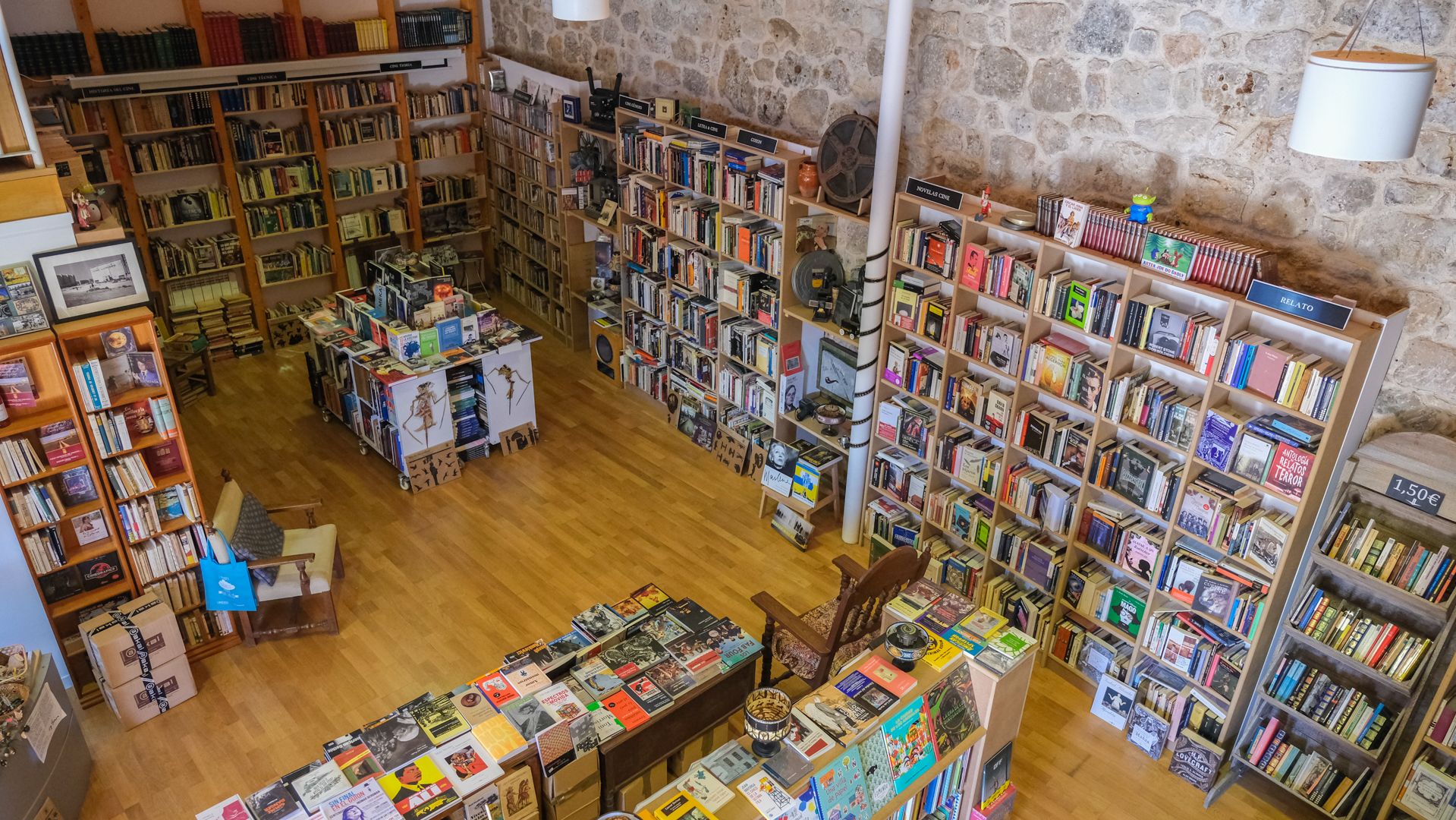 Urueña, el único pueblo de España con más librerías que bares.