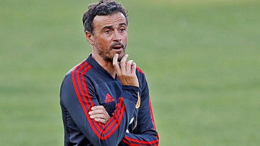 Luis Enrique, durante un entrenamiento con la selección.