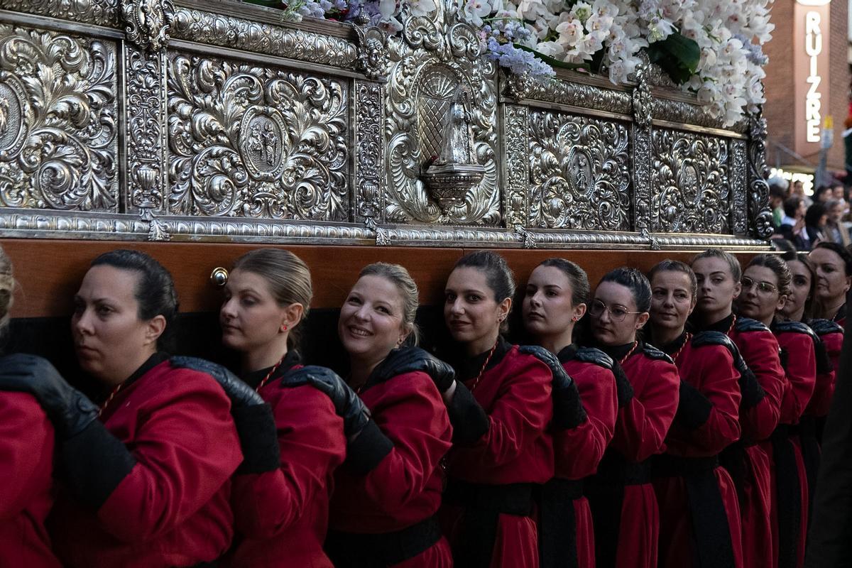 La procesión del Viernes Santo de Lorca, en imágenes