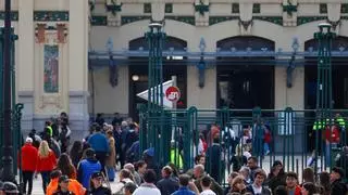 Catalá acerca posturas con el Gobierno y pide que la Policía Nacional avale los trenes de la mascletà a la Estación del Norte
