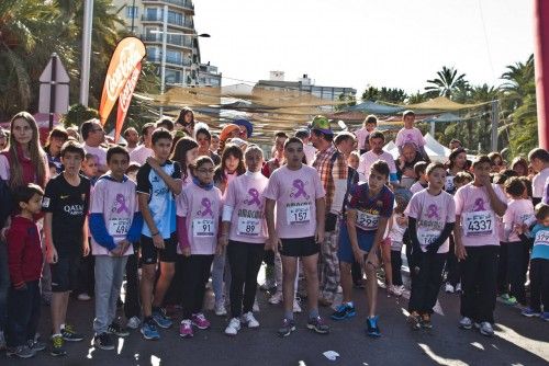 Más de 6.500 corredores participan en la IX edición de la carrera contra el cáncer de mama organizada por AMACMEC