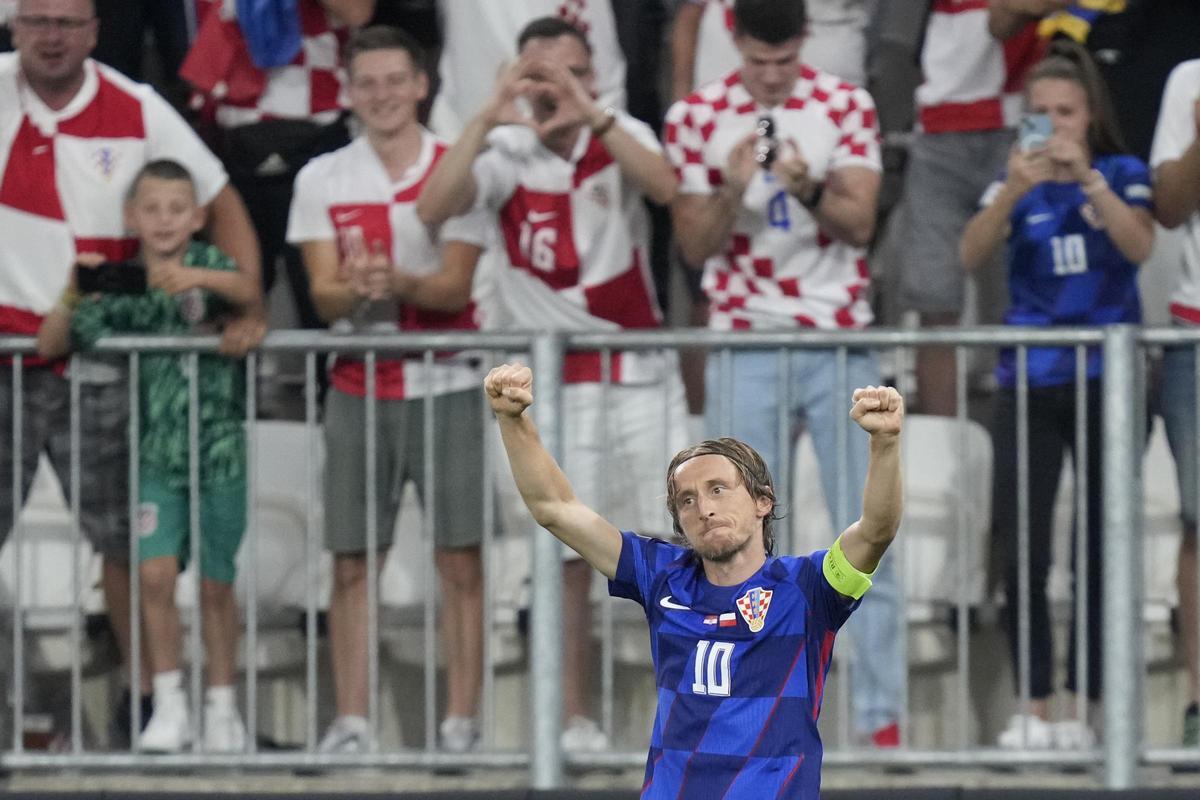 Luka Modric celebra su último gol con la selección de Croacia en el partido contra Polonia de la Nations League.