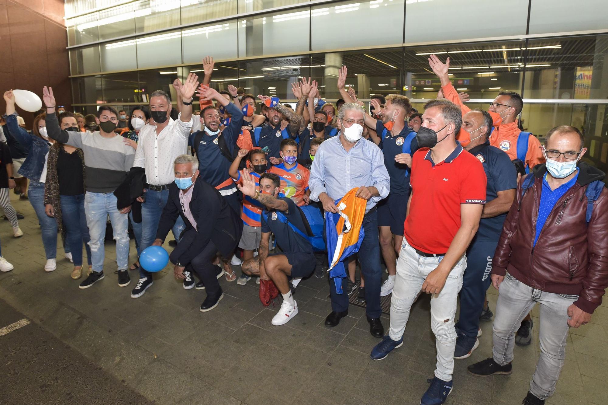 Llegada del Panadería Pulido San Mateo tras el ascenso