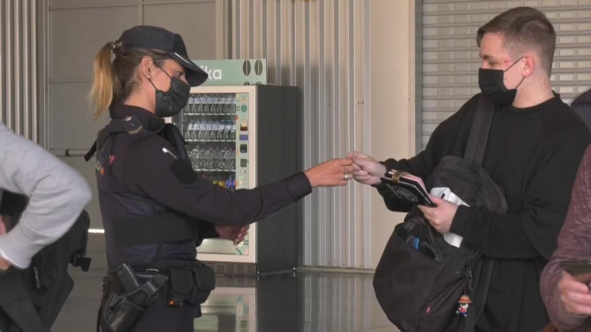 Despliegue de diez mil policías y 500 controles por Semana Santa en la Comunitat Valenciana