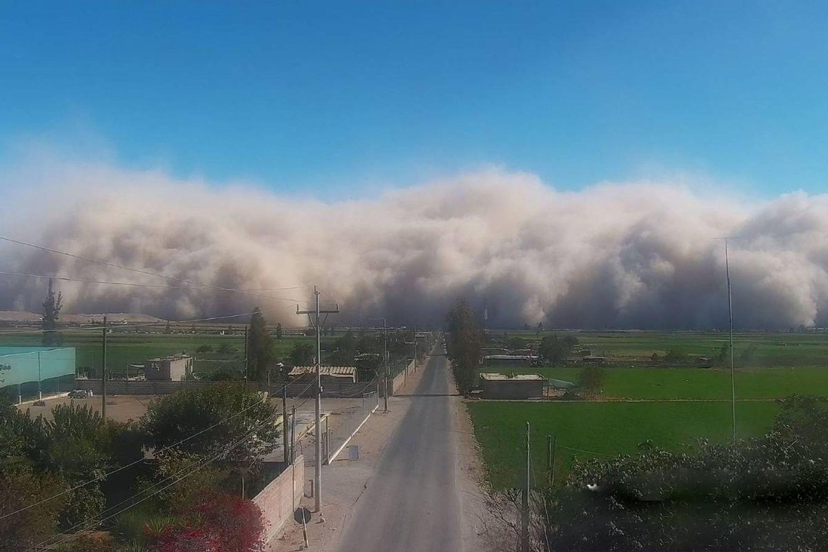 Fenómeno inédito en Perú: una tormenta de arena sorprende al Valle de Ica