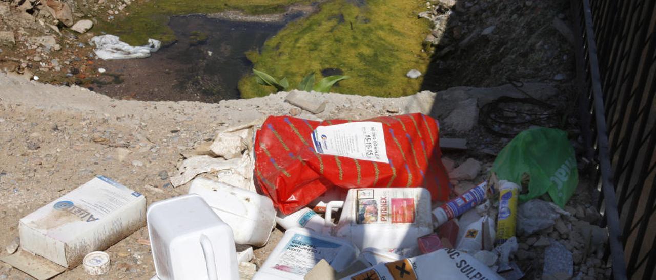 El objetivo principal es evitar el abandono de envases en el campo.