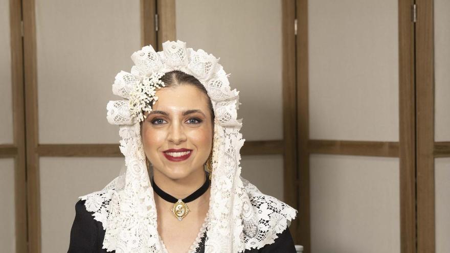 Eva Egea Molina, candidata de la Hoguera La Florida