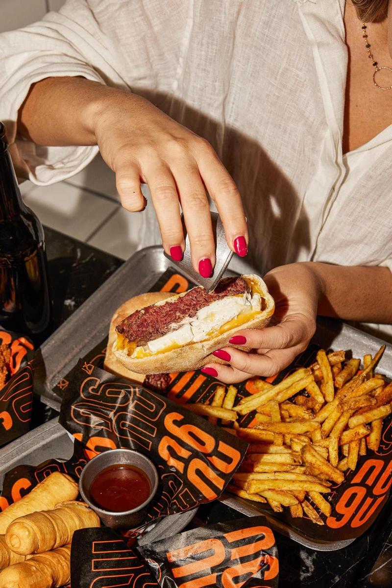 Nugu Burger Fromagu