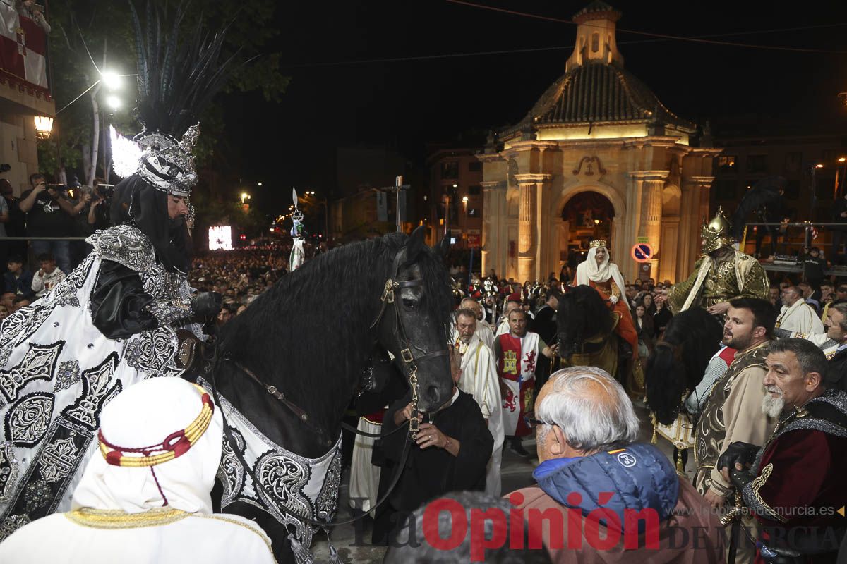 Fiestas de Caravaca: procesión del Baño (procesión, parlamento y baño de la Cruz)