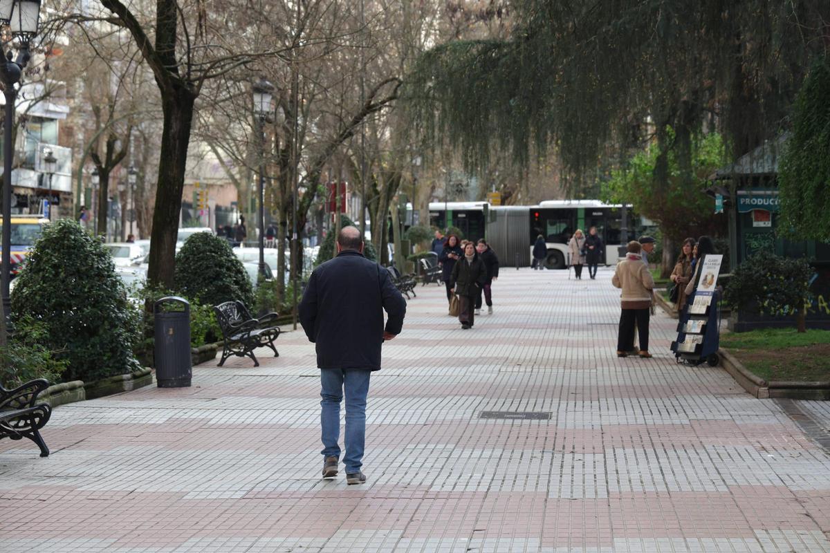 FOTOGALERÍA | La esperada reforma del Paseo de Cánovas de Cáceres, más cerca
