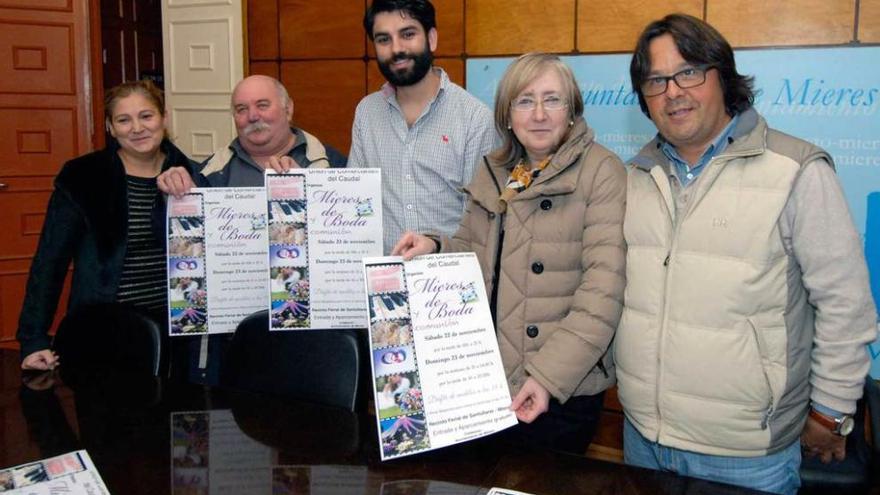 Gloria Muñoz, Gabriel Hernando, Luis Miguel Fernández, Loli Olavarrieta y Enrique Fernández.