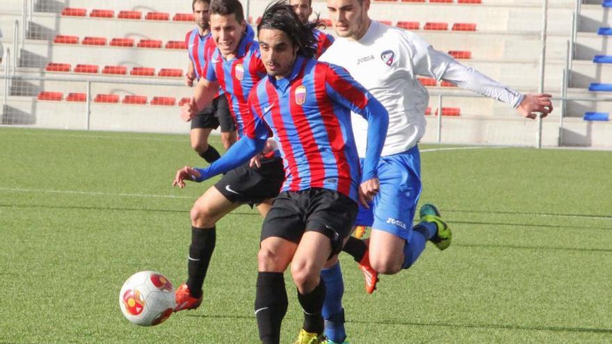 Cañadas, en un partido con el Eldense