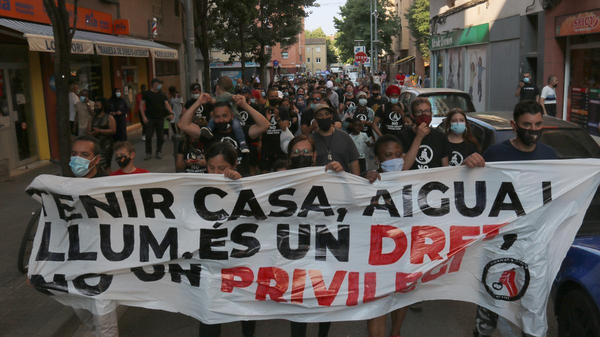 Manifestació que s&#039;ha fet aquest dissabte 12 de juny de 2021 a Salt en favor de l&#039;habitatge