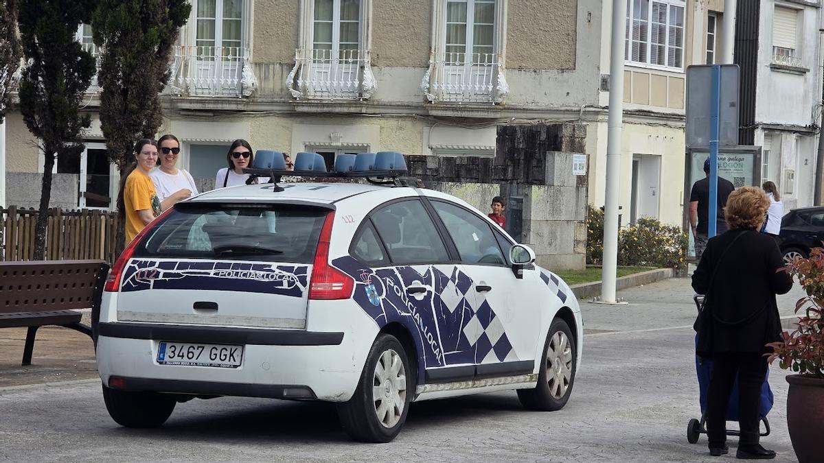 Un vehículo de la Policía Local de O Grove.