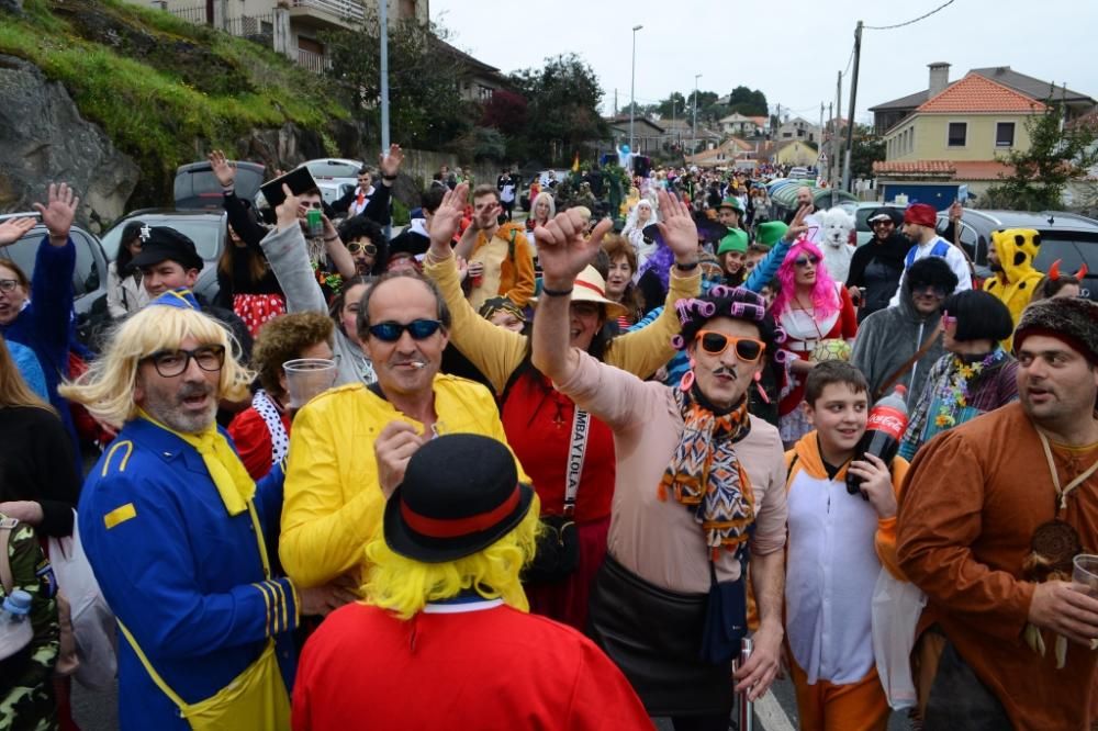 Aldán y Moaña celebran el final del Carnaval. // G. Núñez