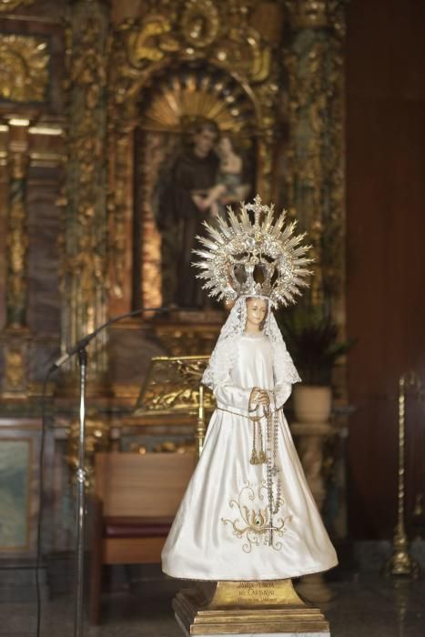 Retiran la imagen de la virgen del Carbayu del Ayuntamiento de Langreo y la colocan en la capilla del la residencia geriátrica Virgen del carbayu