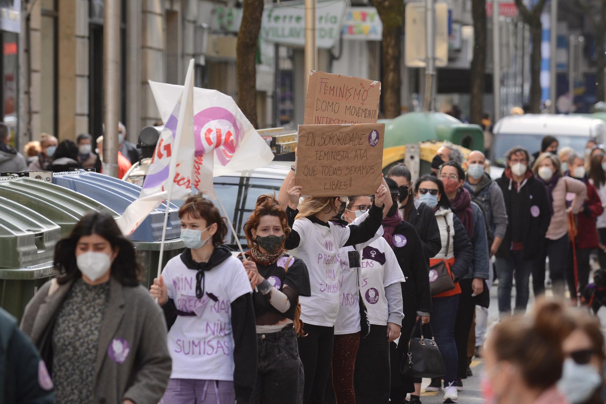 Día de la Mujer: el violeta toma la calle con medidas anticovid