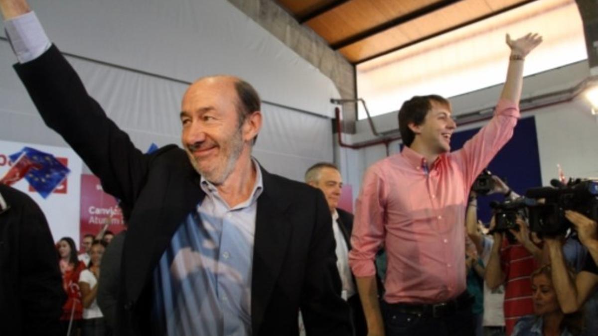 Alfredo Pérez Rubalcaba, Javi López y PereNavarro en el mitin de los socialistas en la campanya de las elecciones europeas.