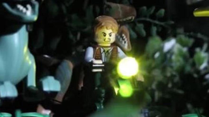 Imagen del vídeo Jurassic World versión LEGO.