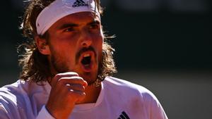 Tsitsipas canvia de postura i finalment accepta vacunar-se contra la Covid