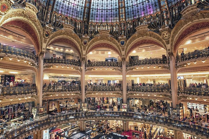 Se puede ir de shopping y, a la vez, disfrutar de un mirador gratuito.