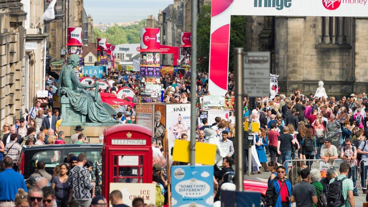 Vive Edimburgo en el mes por excelencia de la ciudad escocesa