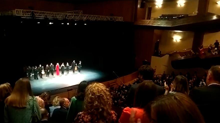 Ovación a Carmen Linares y María Pagés en el Auditorio Príncipe Felipe de Oviedo