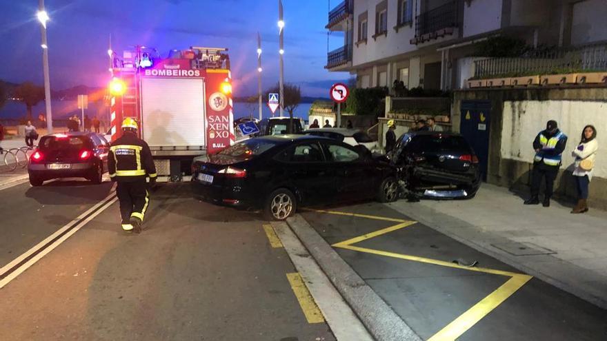 El vehículo accidentado tras colisionar contra otros dos.