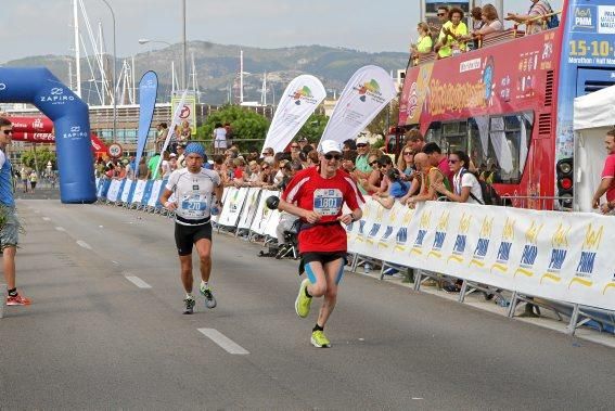 9.000 Läufer aus 49 Ländern gingen am Sonntag den 15.10 an den Start. In der Marathon - Disziplin gingen die Deutschen leer aus.