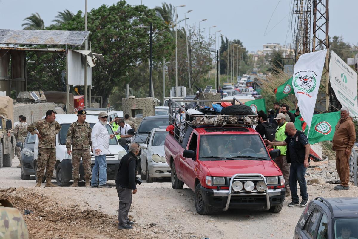 Miles de desplazados regresan a sus hogares en el Líbano Miles de desplazados regresan a sus hogares en el Líbano