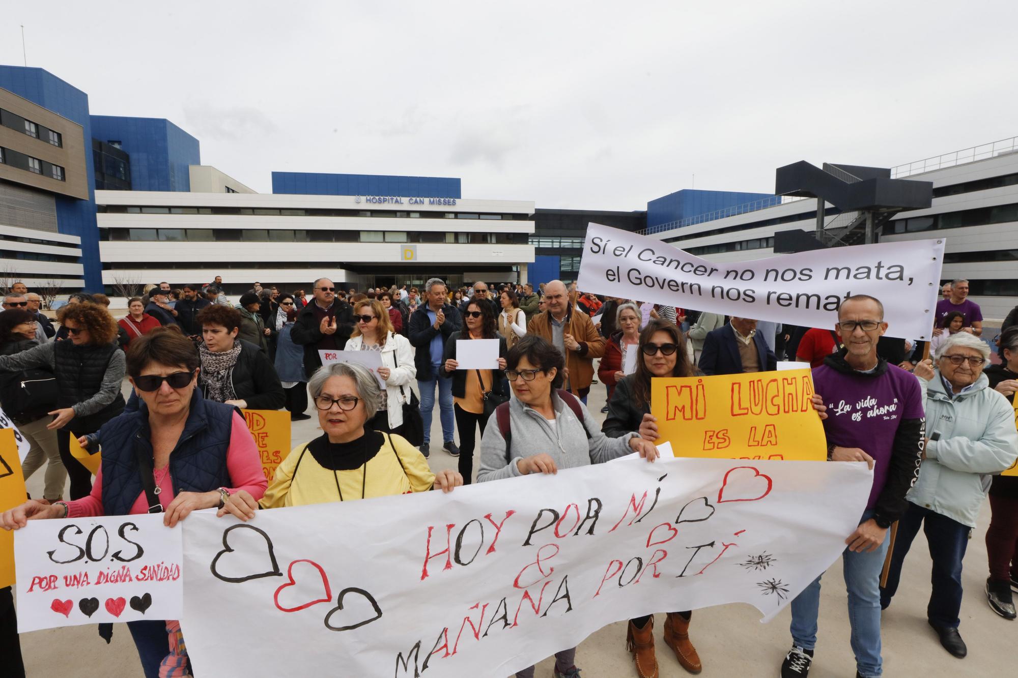 Nueva protesta de los pacientes oncológicos en Ibiza por la falta de médicos: &quot;No vamos a parar&quot;