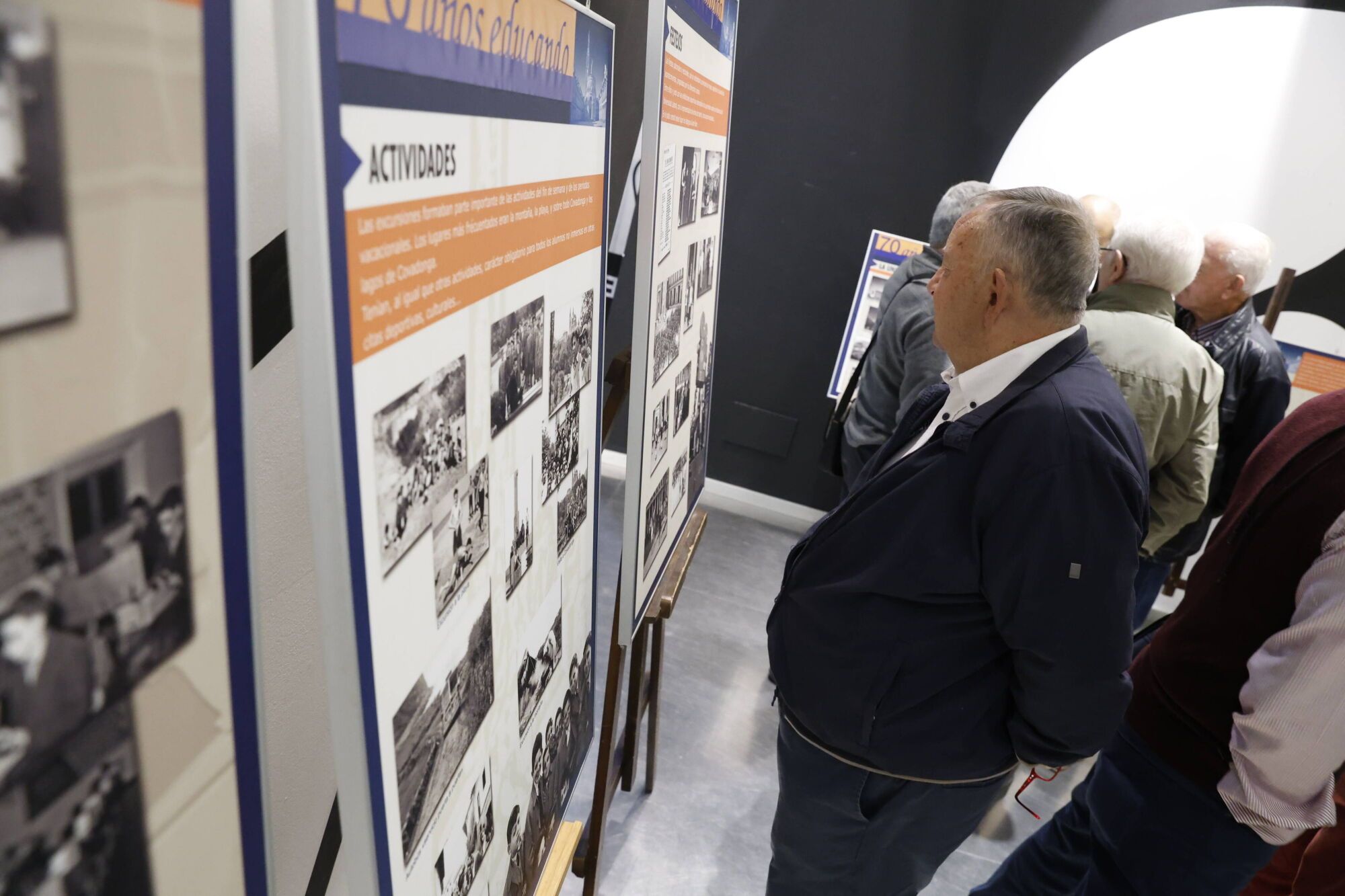 Inauguración de la exposición por el 70.º aniversario de la primera promoción de alumnos de la Universidad Laboral.