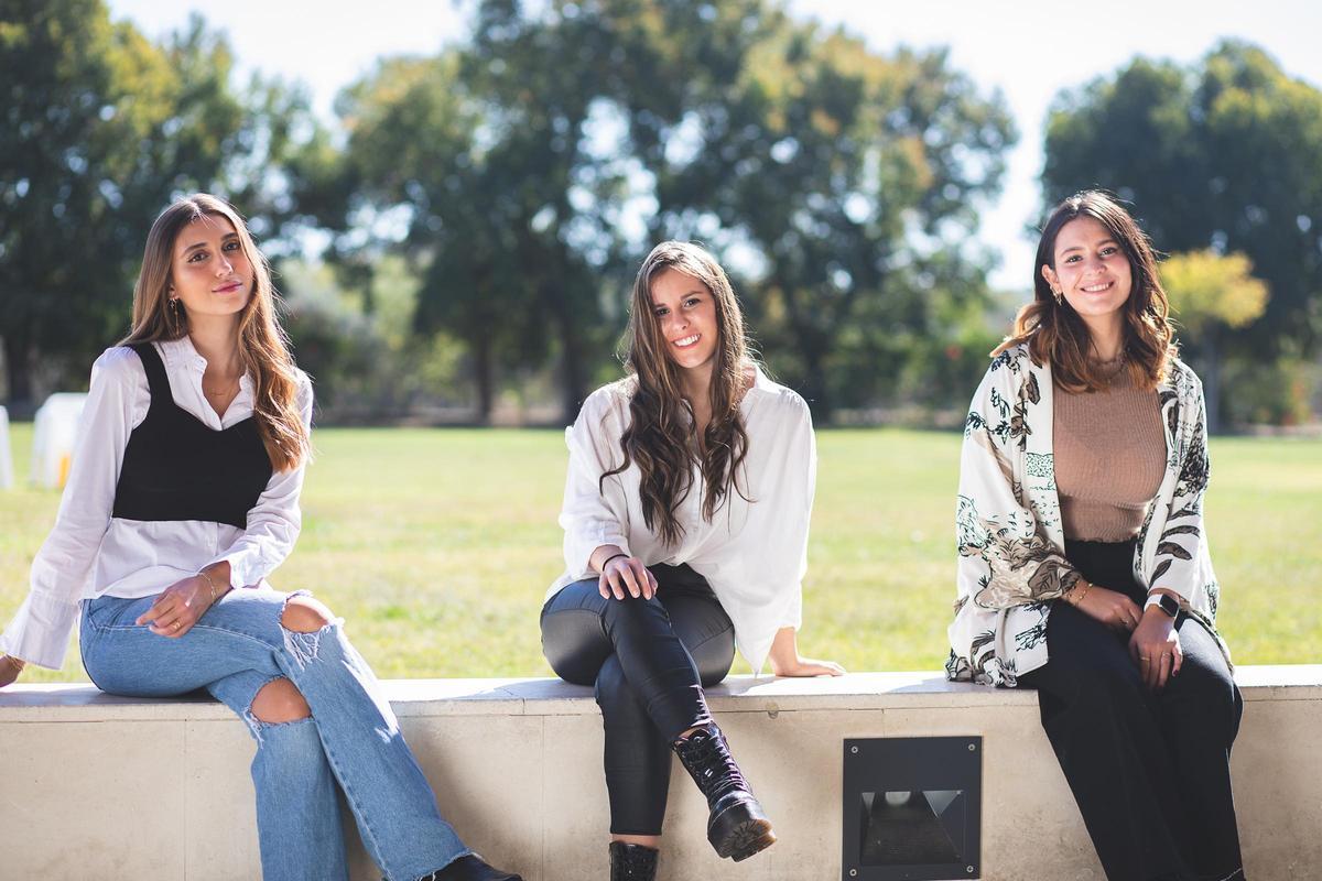 Alumnas de Loyola.