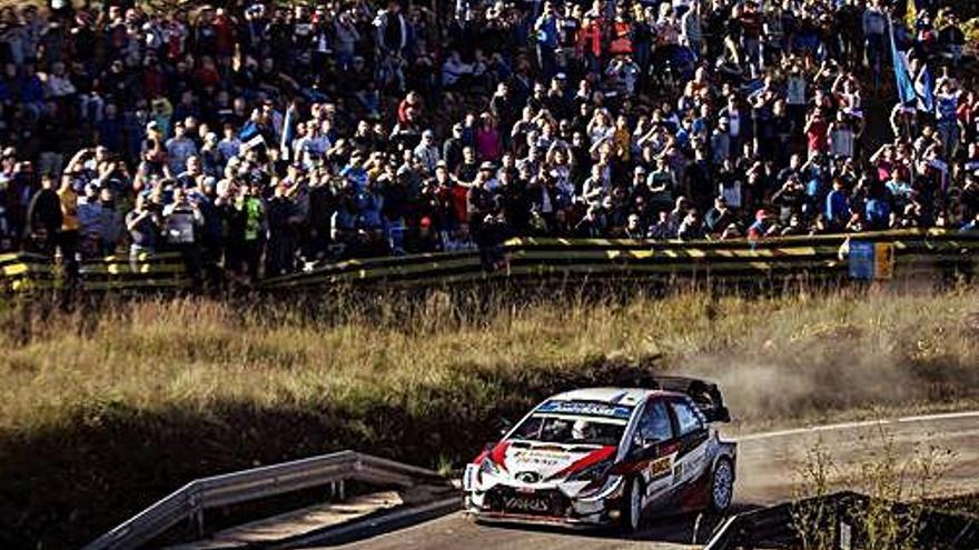 El pilot estonià Ott Tänak en plena competició.