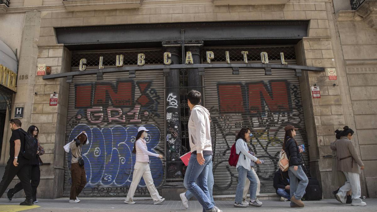 Fachada del edificio del Club Capitol, en Las Ramblas